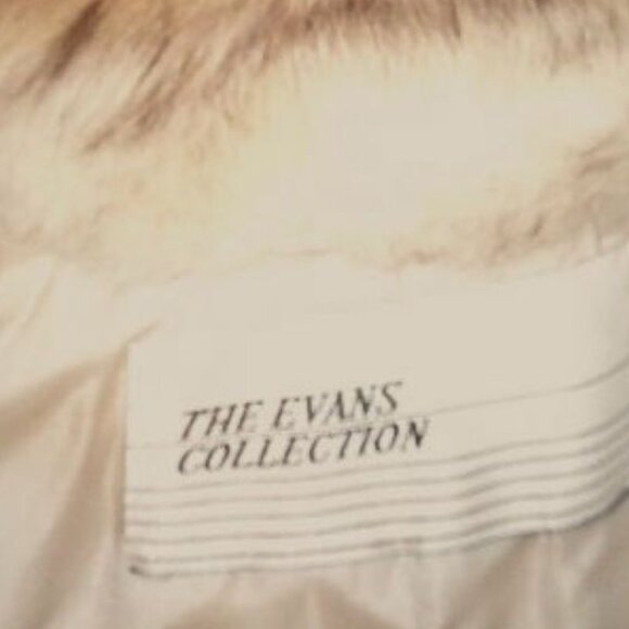 The Evans Collection Beige Mink Jacket - Picture 4 of 6